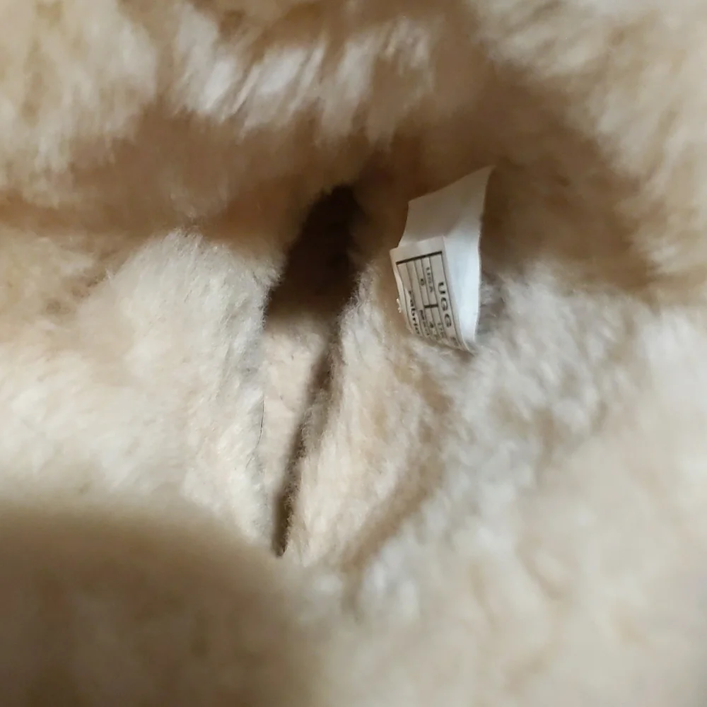 UGG Bailey button boots - Picture 5 of 6